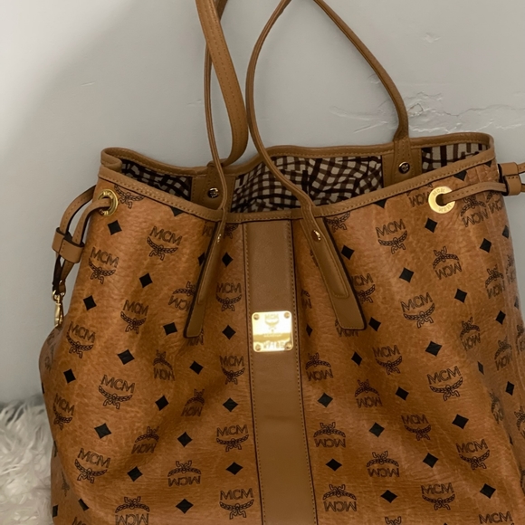 COPY - MCM bag - Picture 7 of 7